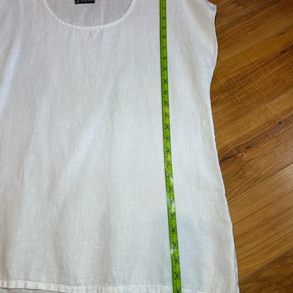 Cream Blouse with Embellished Neckline and Short Sleeves - Picture 4 of 9